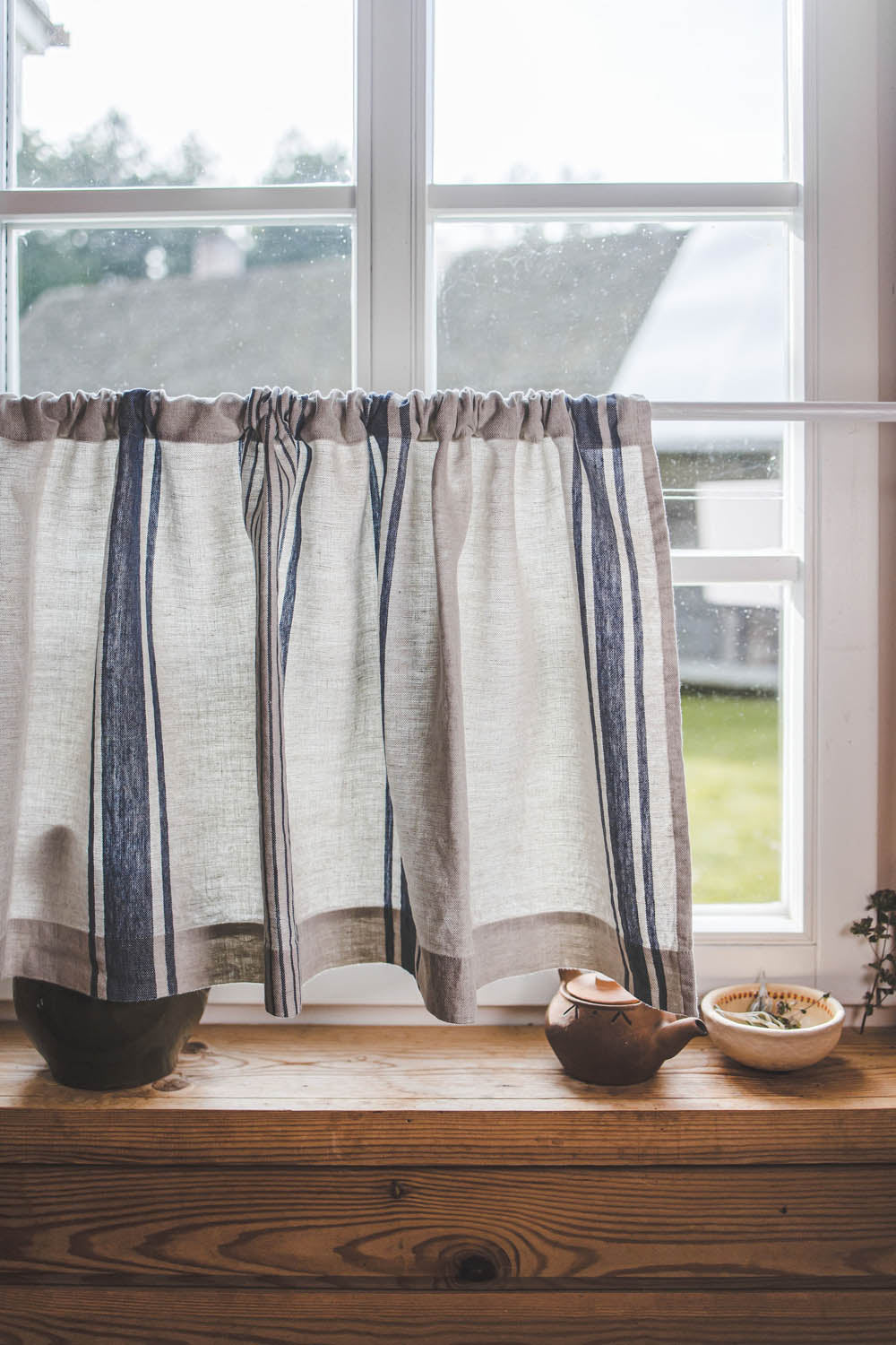 French style linen cafe curtain with classic blue stripes