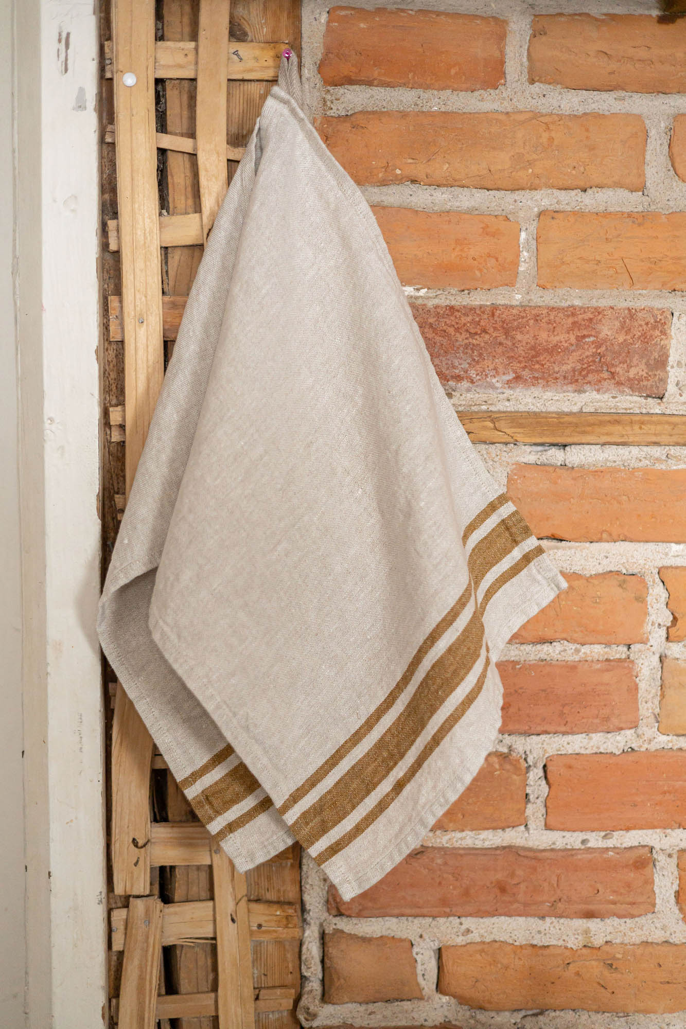 Linen towels with golden stripes - set of 2