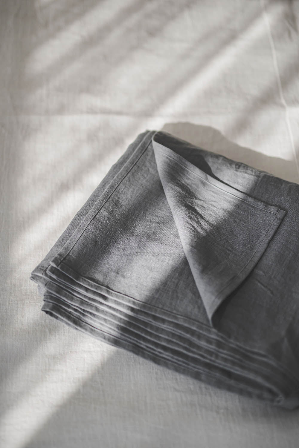 Grey linen flat sheet