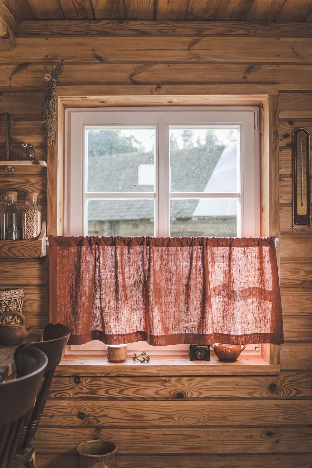 Heavyweight burnt orange linen cafe curtain