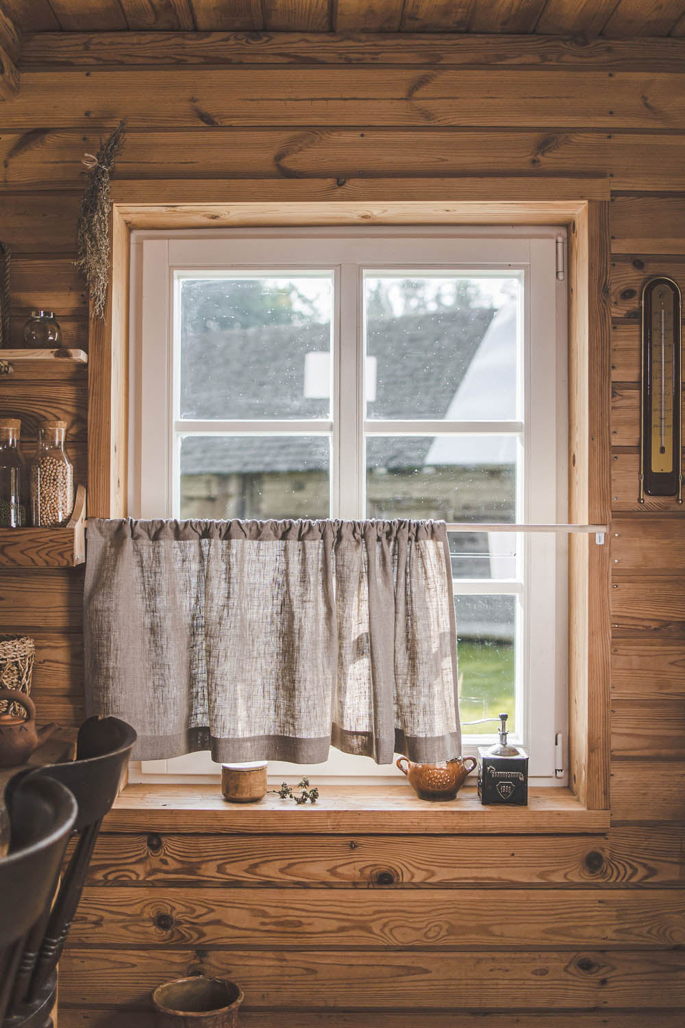 Heavyweight natural linen cafe curtain
