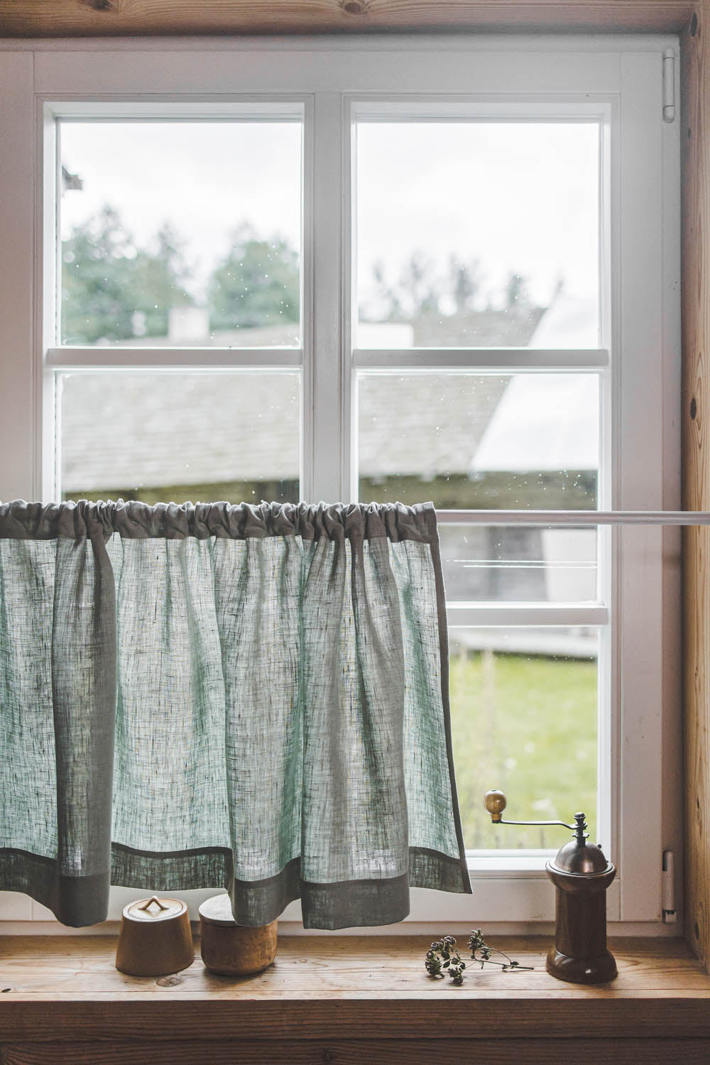 Frosty green linen cafe curtain