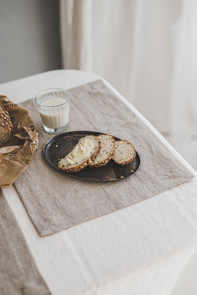 Natural linen placemats with mitered corners