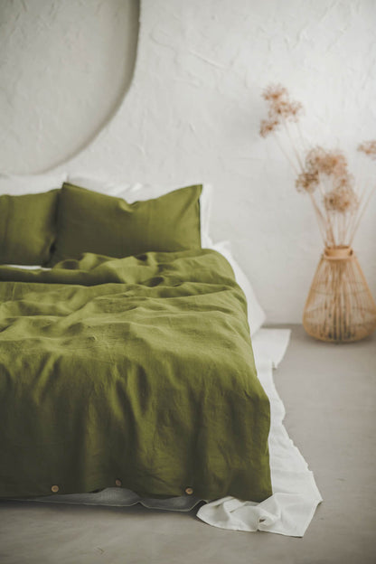 Moss green linen duvet cover with buttons