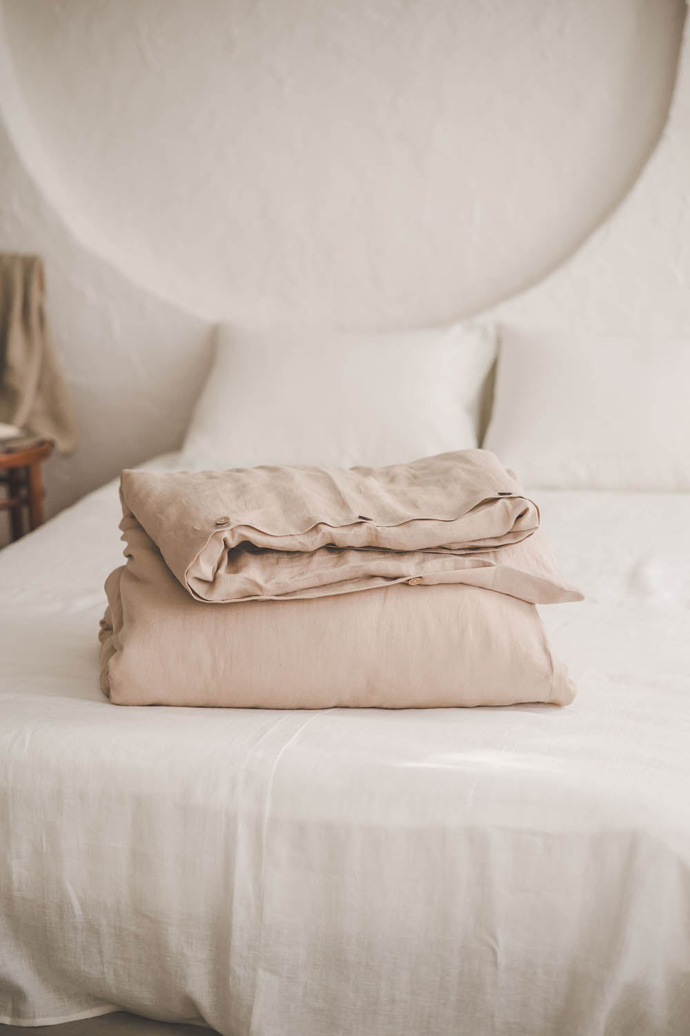 Sand linen duvet cover with buttons