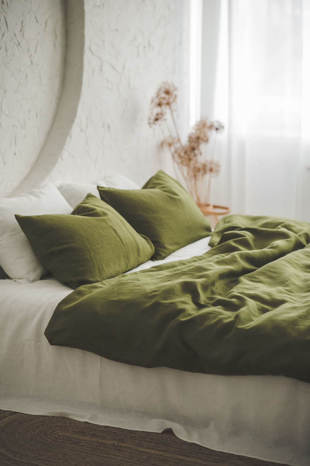 Moss green linen duvet cover with buttons