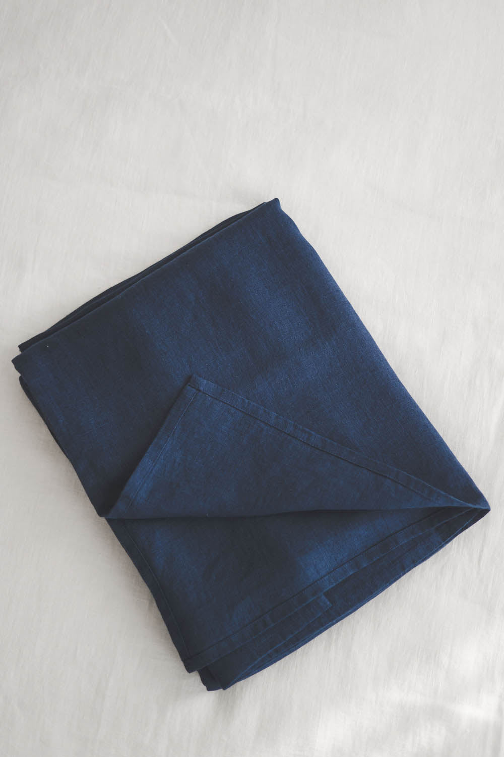 Midnight blue linen flat sheet