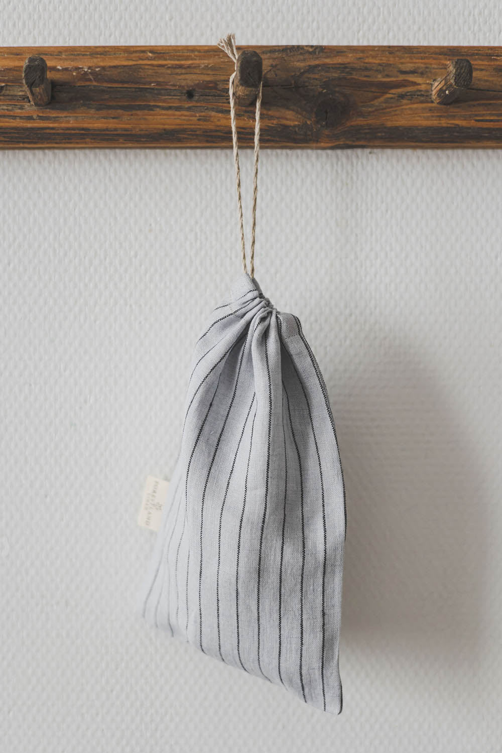 Grey linen bread bag with black stripes