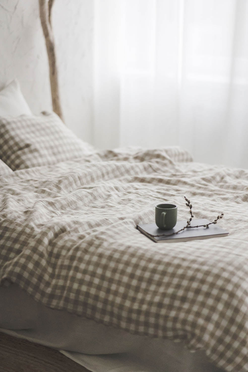 Checkered linen duvet cover with buttons