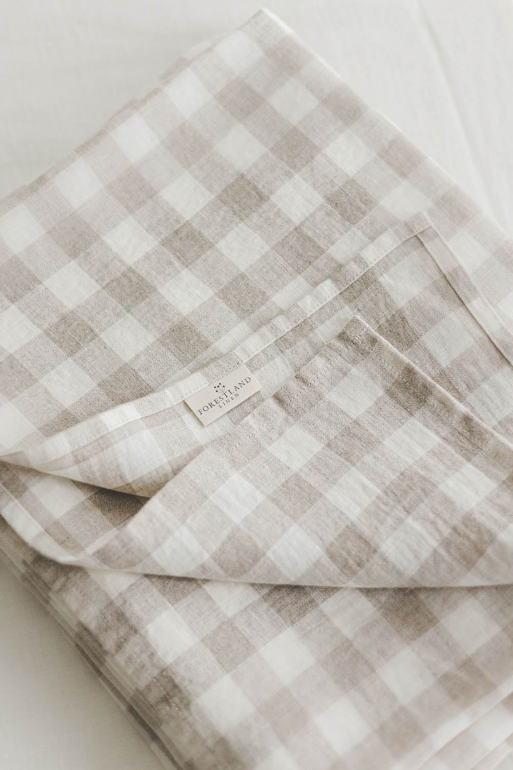 Checkered linen flat sheet