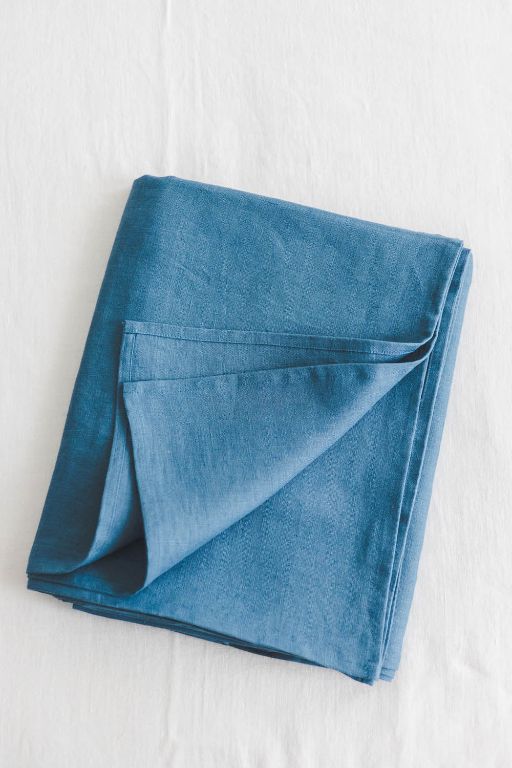 Cornflower blue linen flat sheet