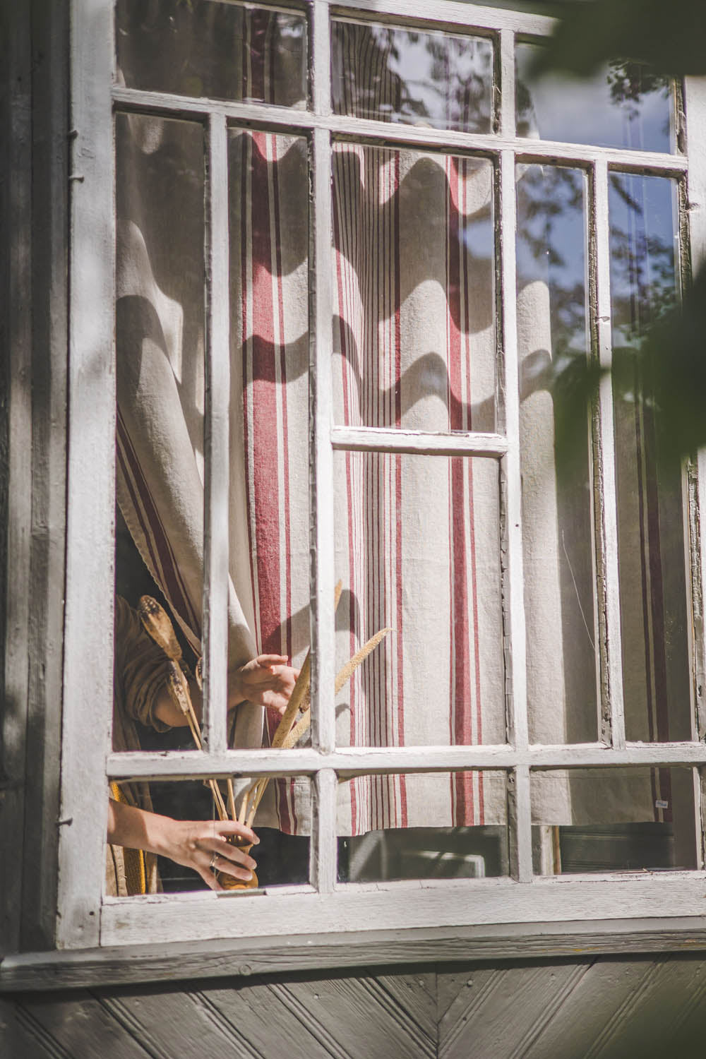 French style linen curtain with cherry red stripes