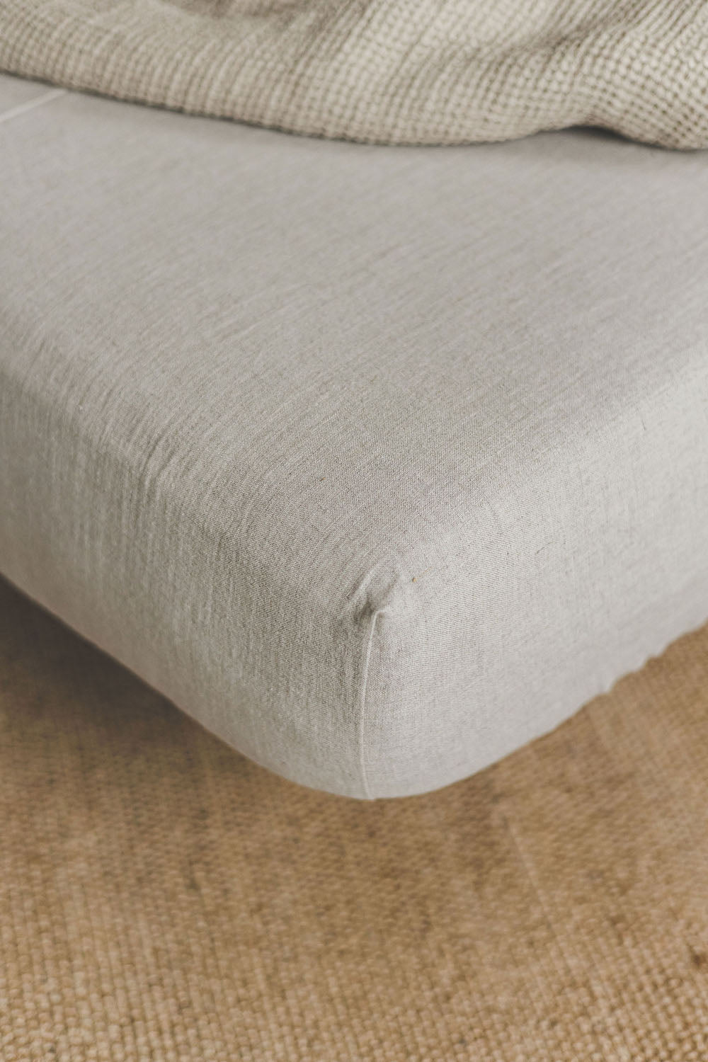 Natural linen fitted sheet