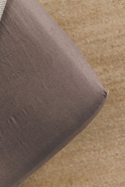 Cocoa linen fitted sheet