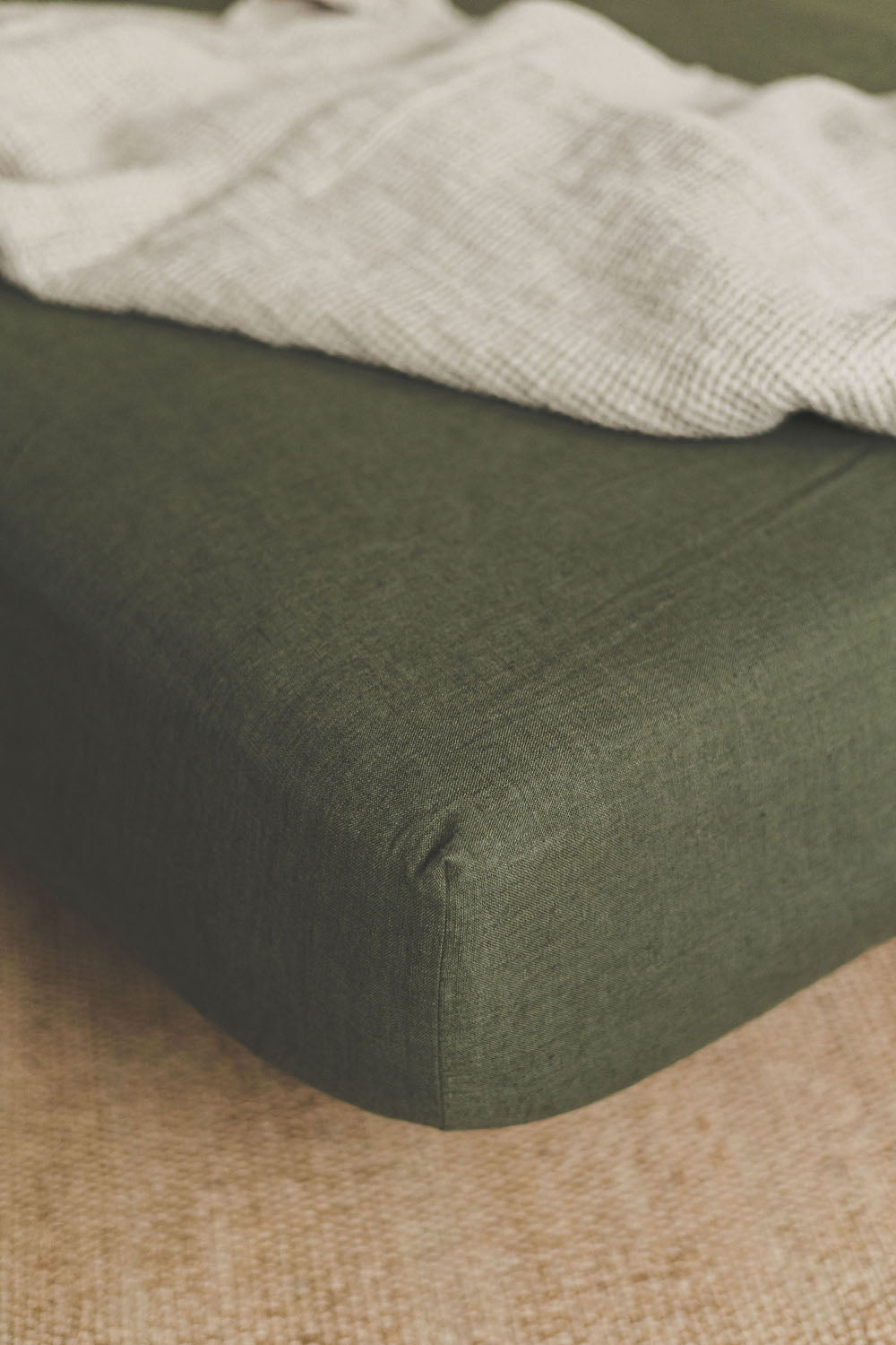 Forest green linen fitted sheet