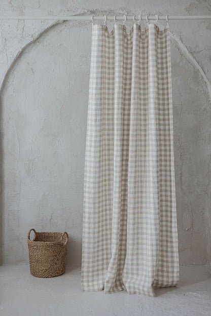 Checkered linen curtain with simple hem, for clips