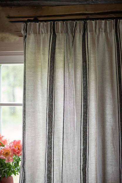 Pencil pleat linen curtain – French style with black stripes