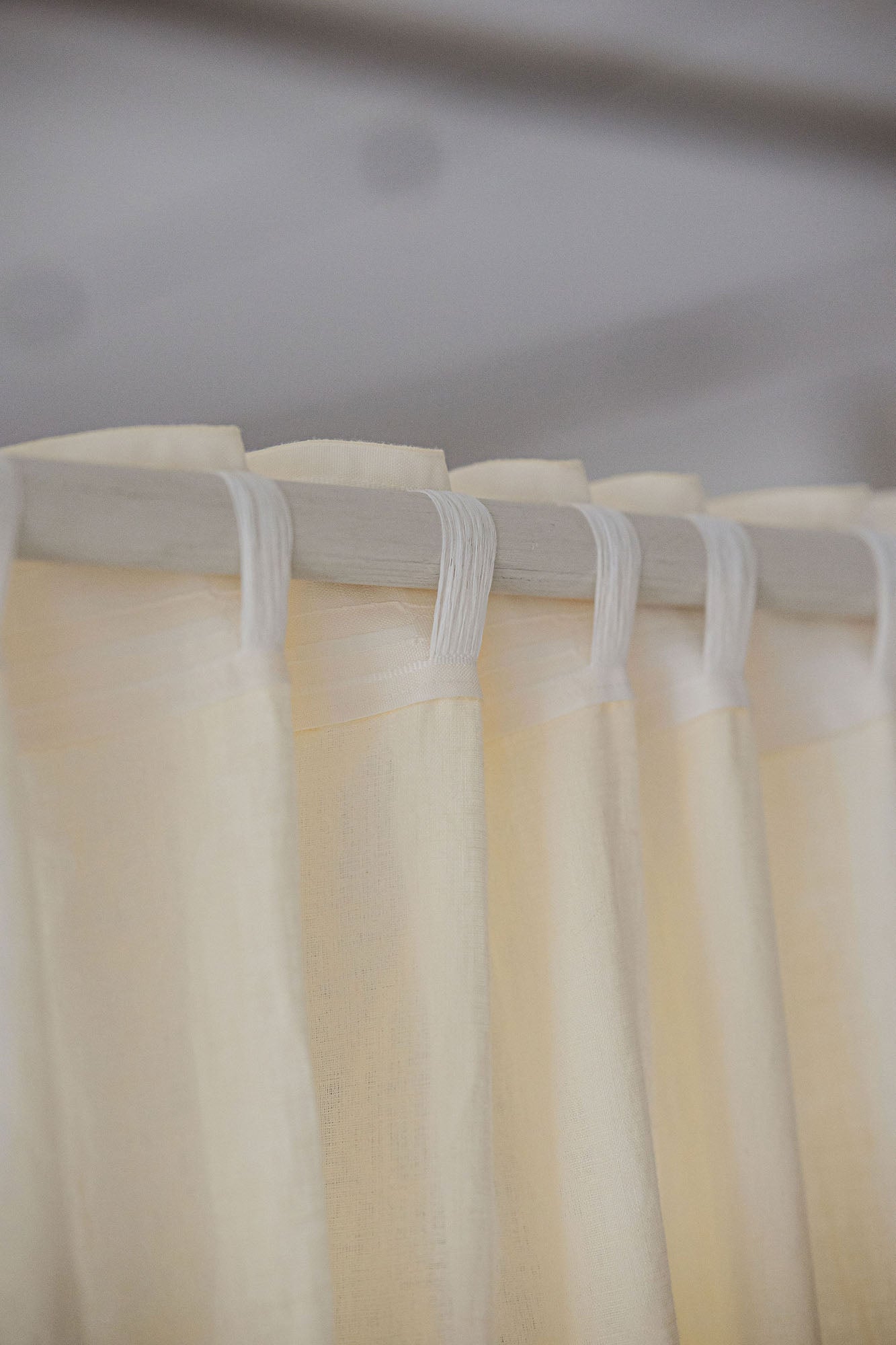 Vanilla yellow linen curtain with multifunctional heading tape