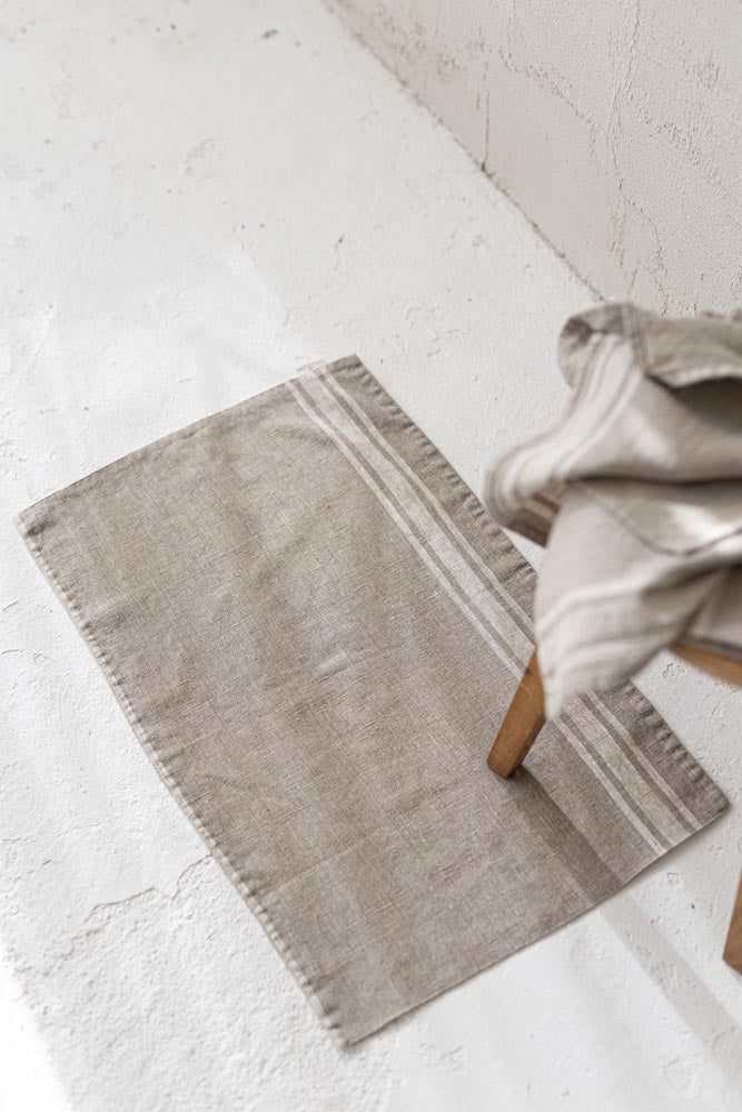 French style linen bath mat with natural stripes