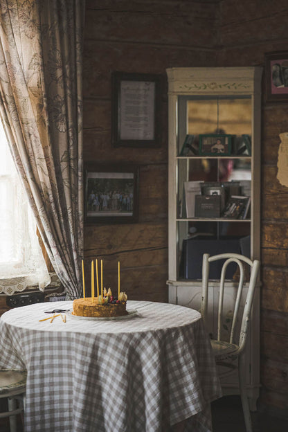 Natural checkered linen tablecloth