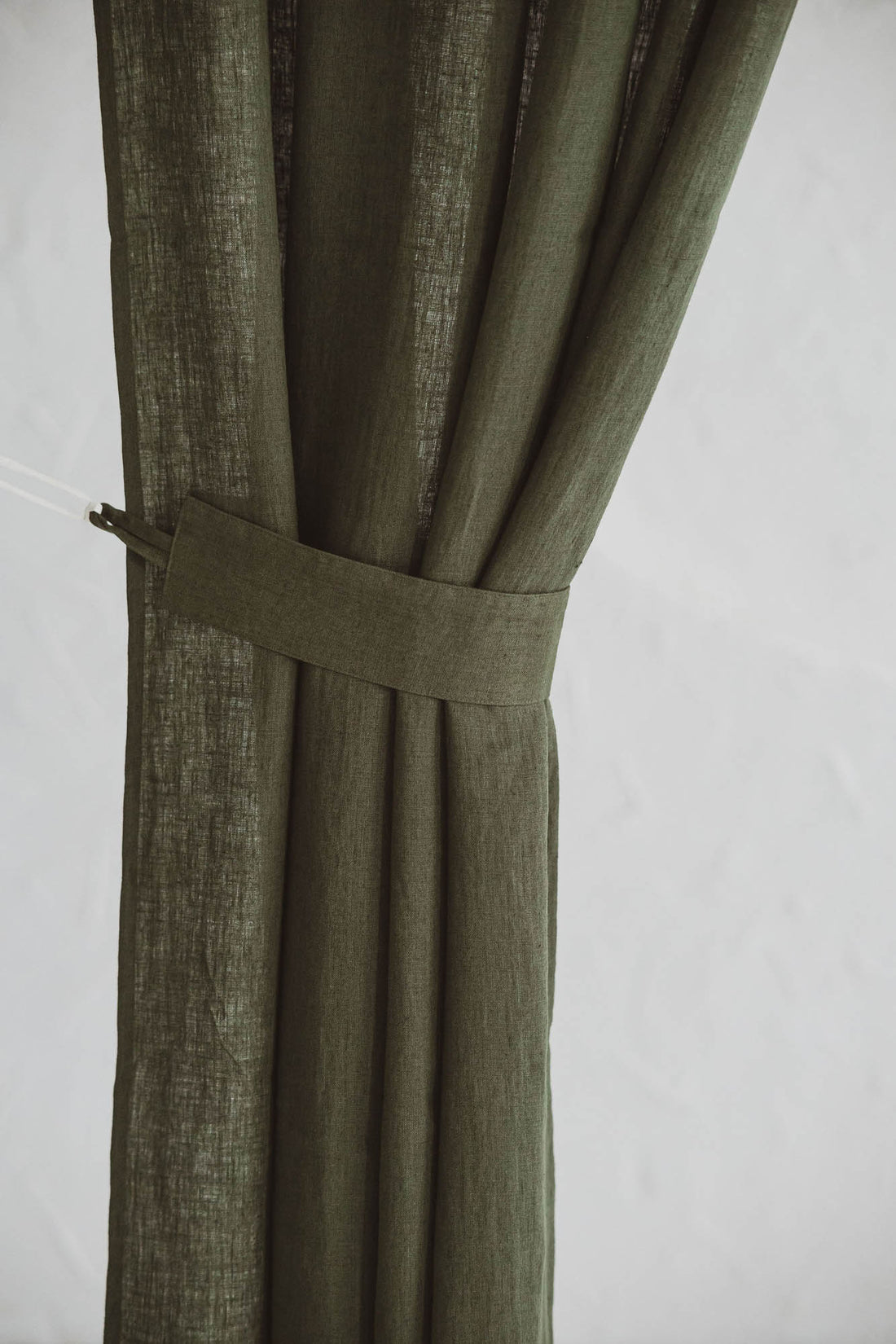Set of 2 Linen Curtain Tie-Backs for Heavyweight Curtains