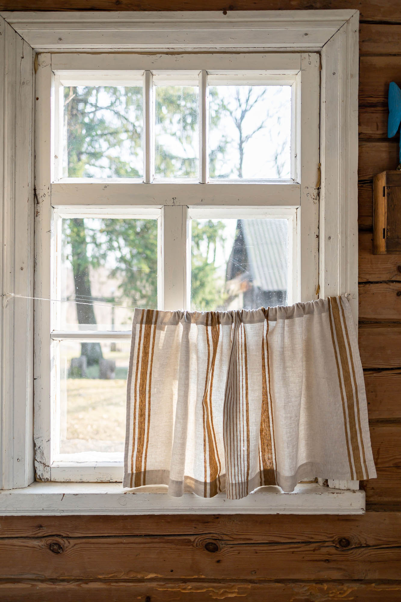 French style linen cafe curtain with classic golden stripes