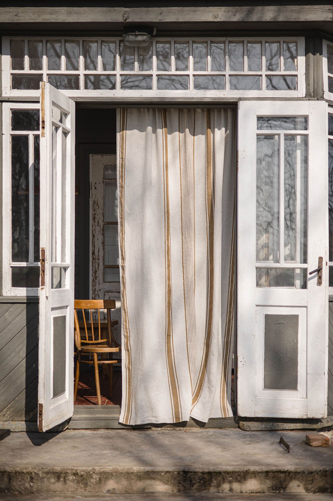 French style linen curtain with golden stripes and multifunctional heading tape