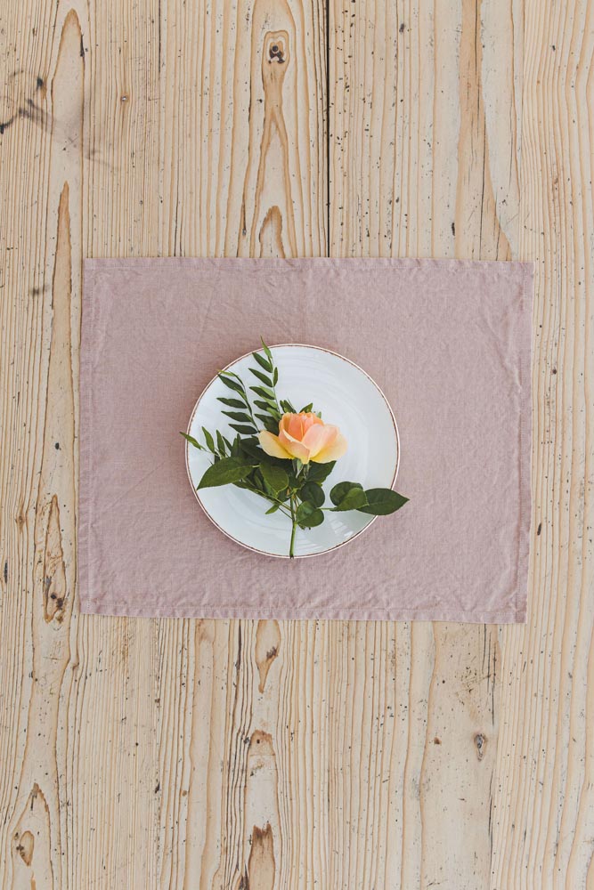 Misty rose linen placemats