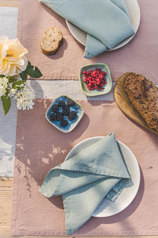 Frosty green linen napkins