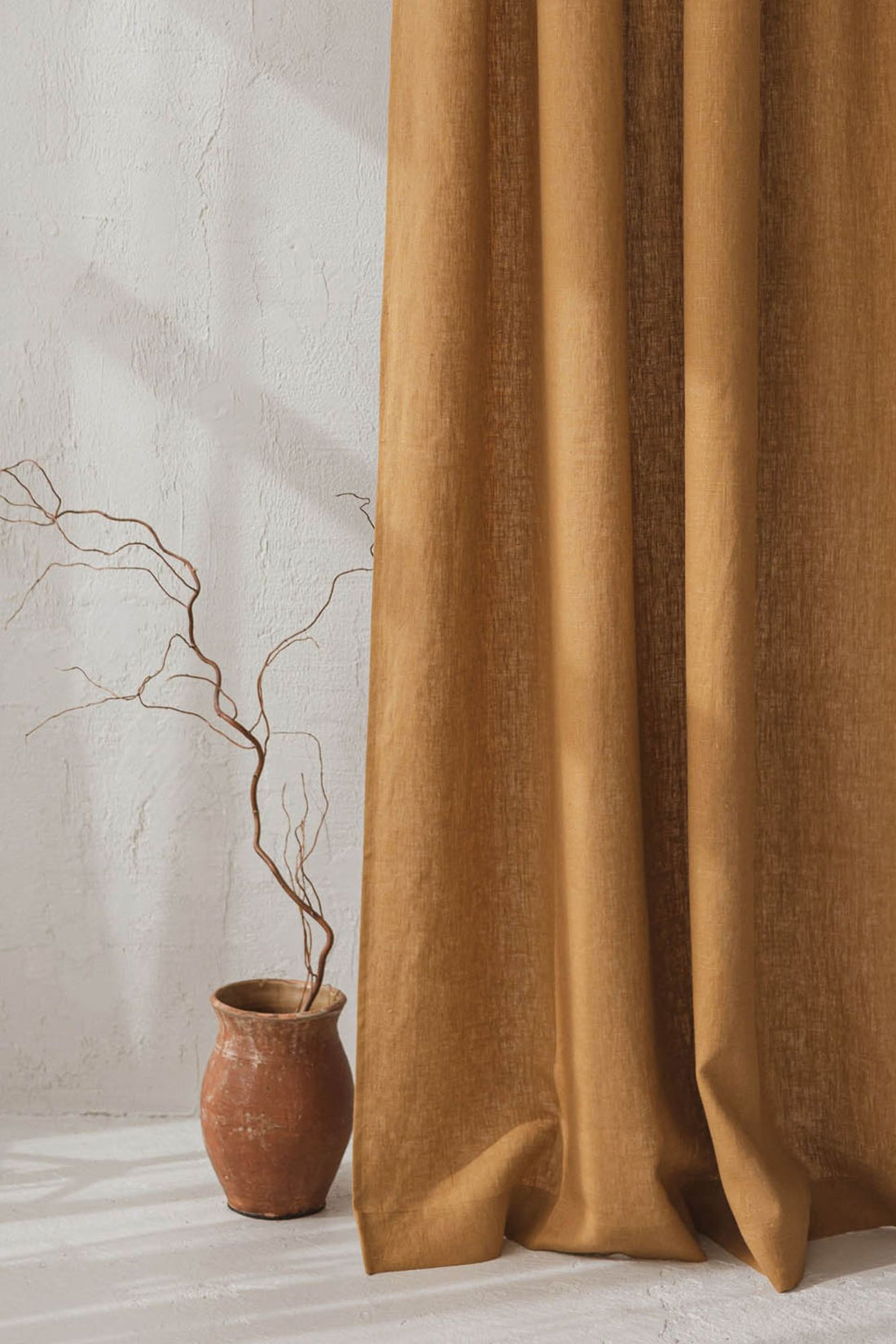 Heavyweight camel linen curtain