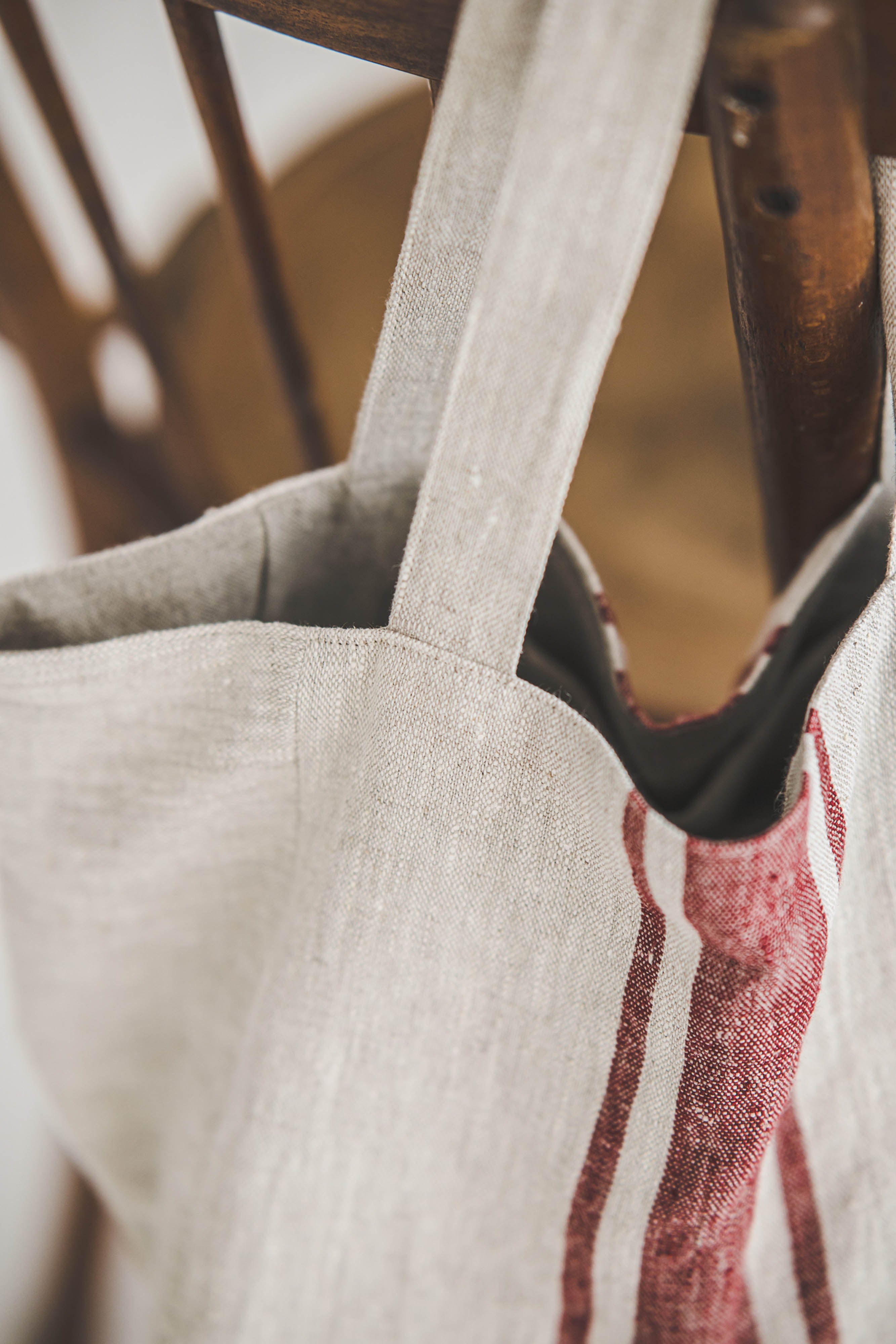 Linen handbag with cherry red stripes