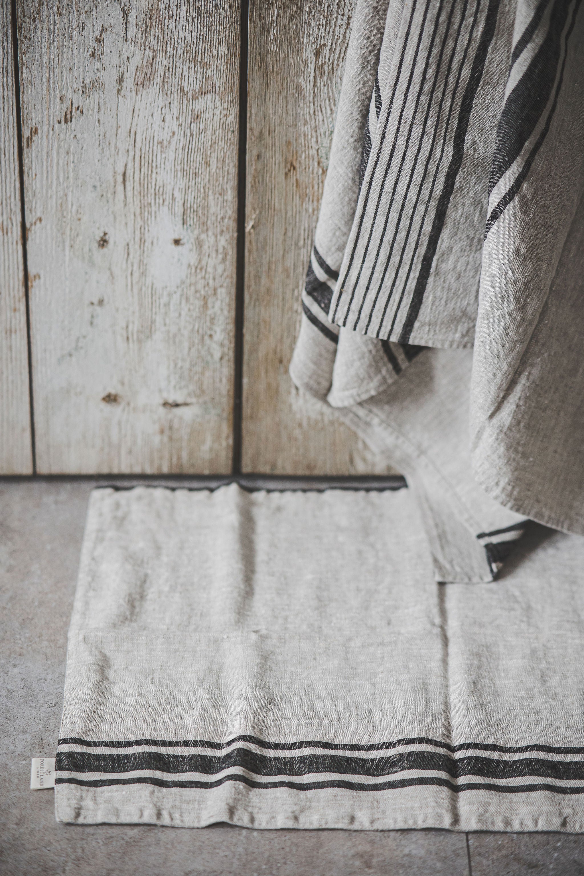 French style linen bath mat with black stripes