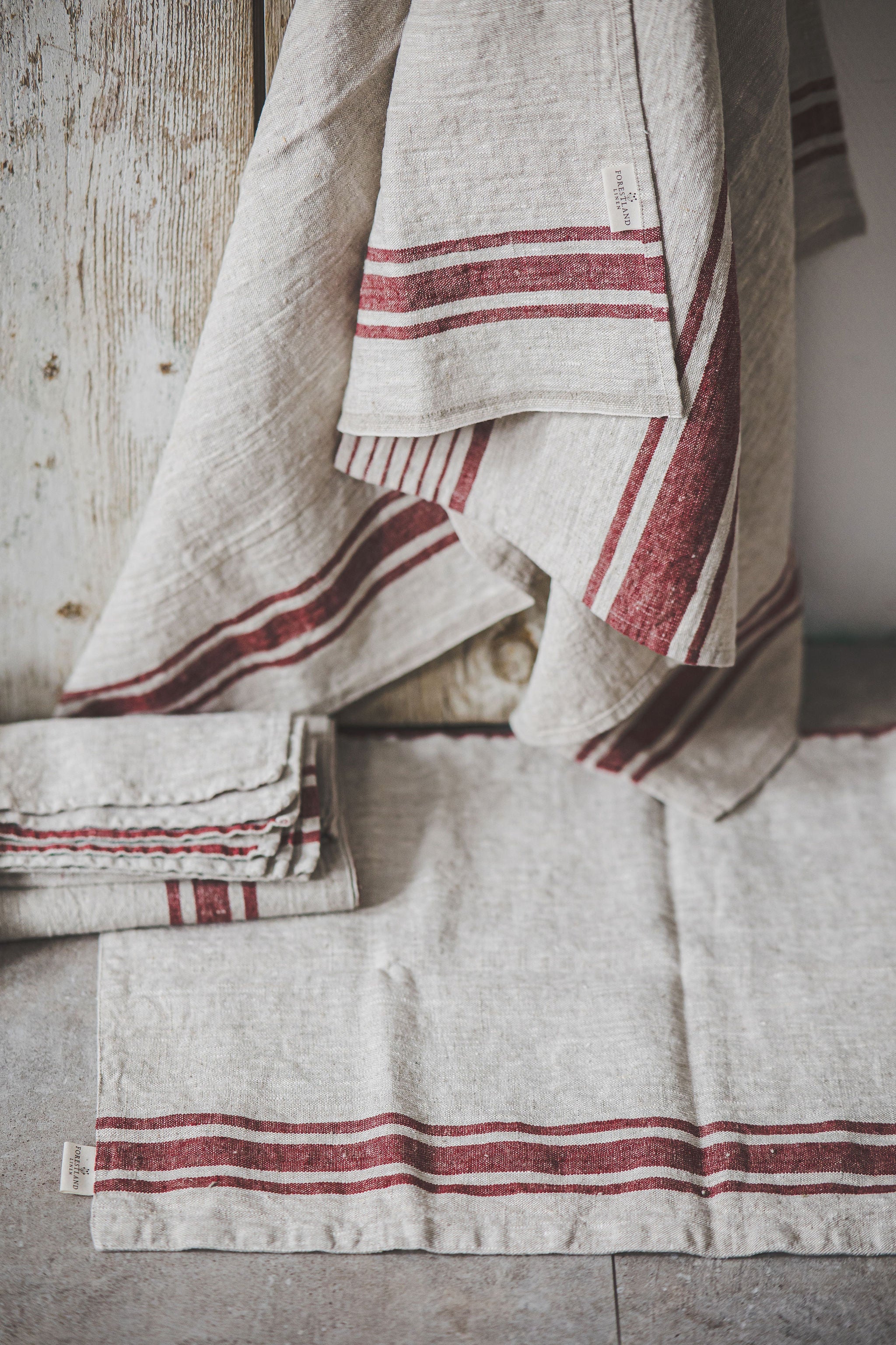 French style linen bath mat with cherry red stripes