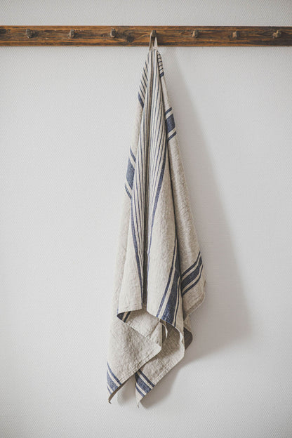 French style linen bath towels with blue stripes – ForestlandLinen