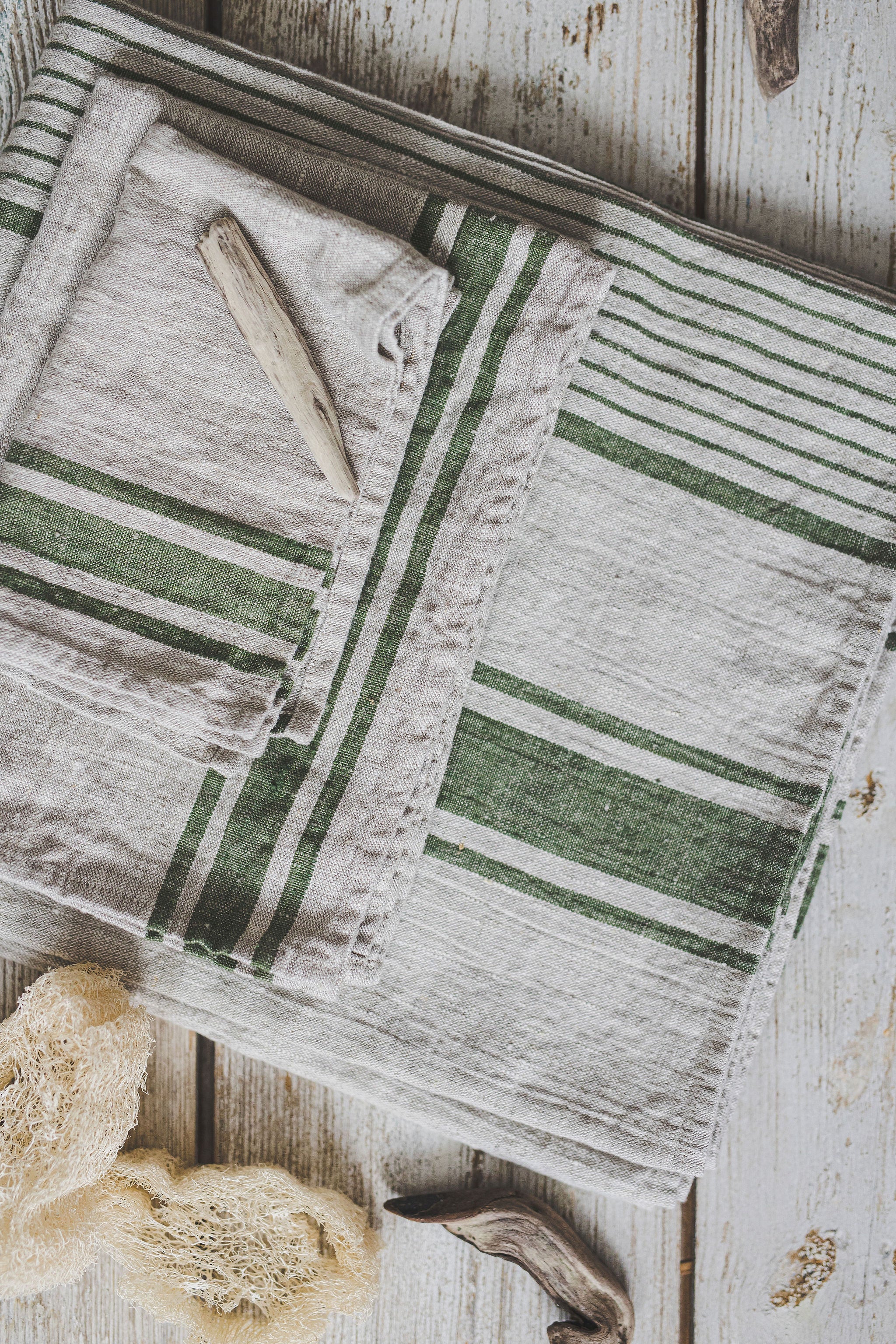 Set of 2 Forest Green Natural Striped Linen Hand and Guest Towels Provence  - LinenMe