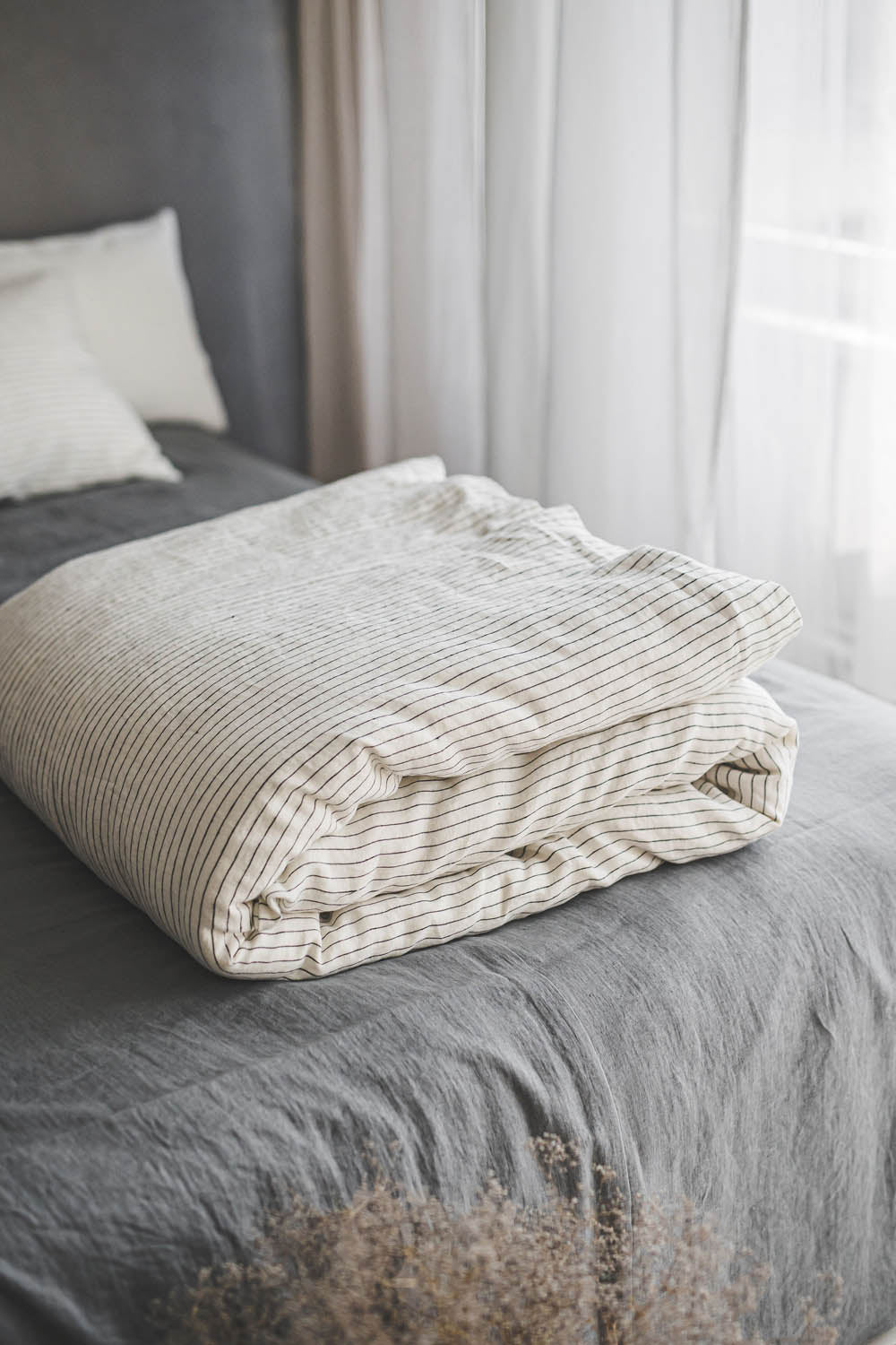 White/black striped linen duvet cover with buttons