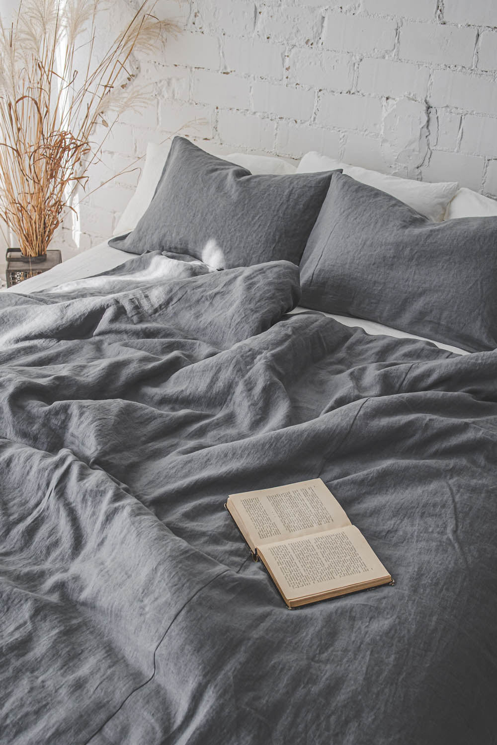 Grey linen duvet cover with buttons