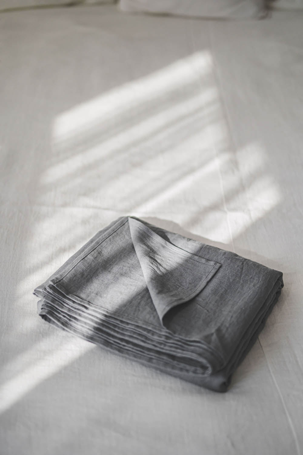 Grey linen flat sheet