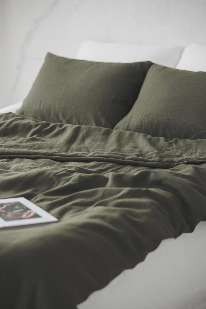 Forest green linen duvet cover with buttons