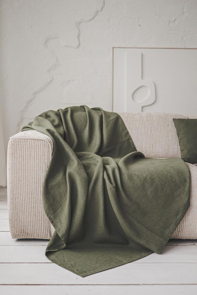 Forest green linen throw blanket Forestlandlinen