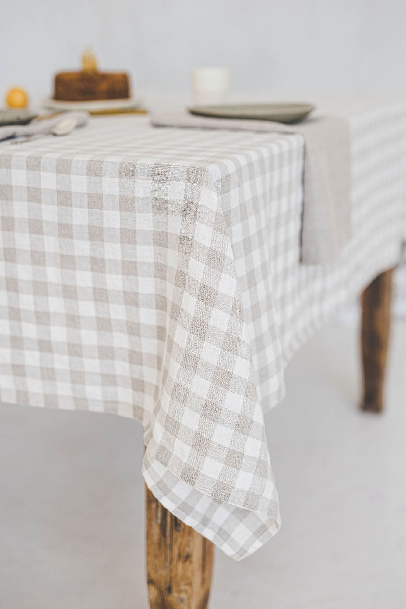 Natural checkered linen tablecloth