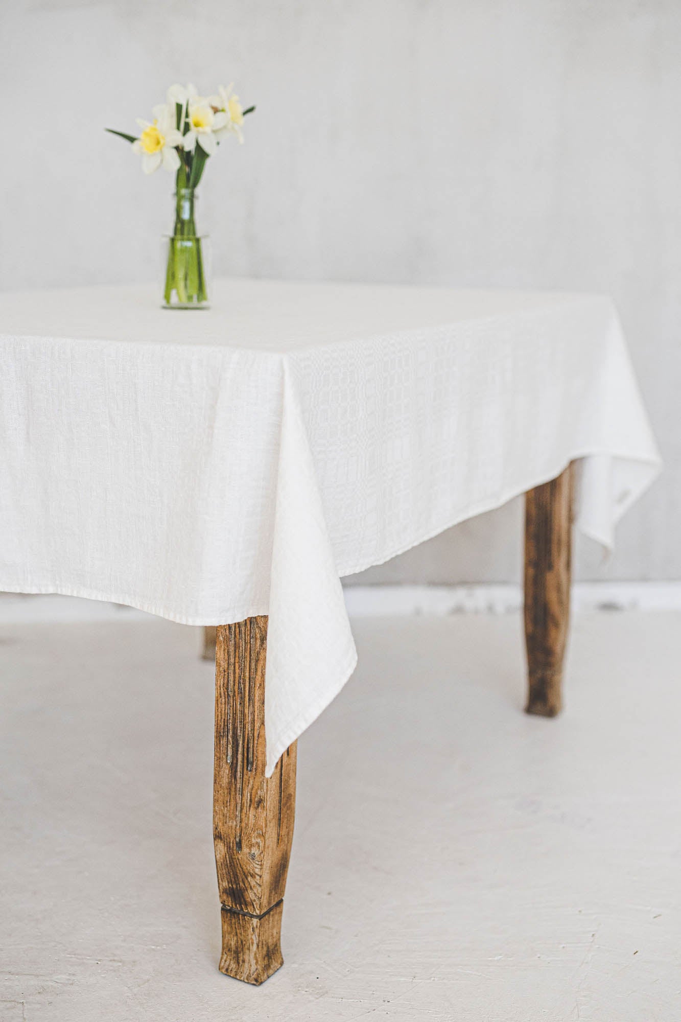 White jacquard linen tablecloth