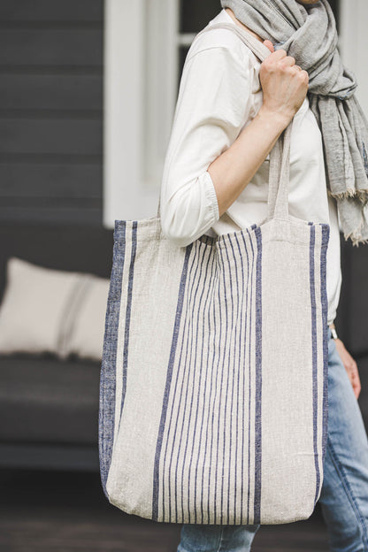 Linen tote bag with blue stripes