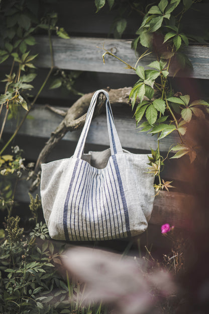 Linen handbag with blue stripes