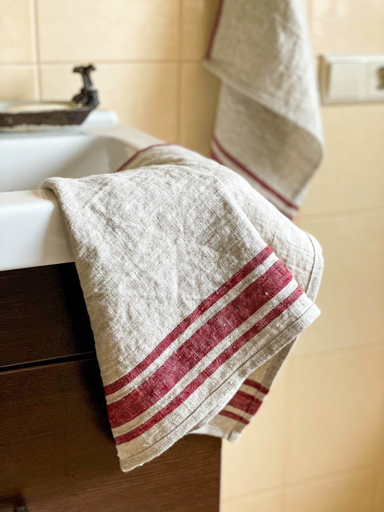 Linen towels with cherry red stripes - set of 2