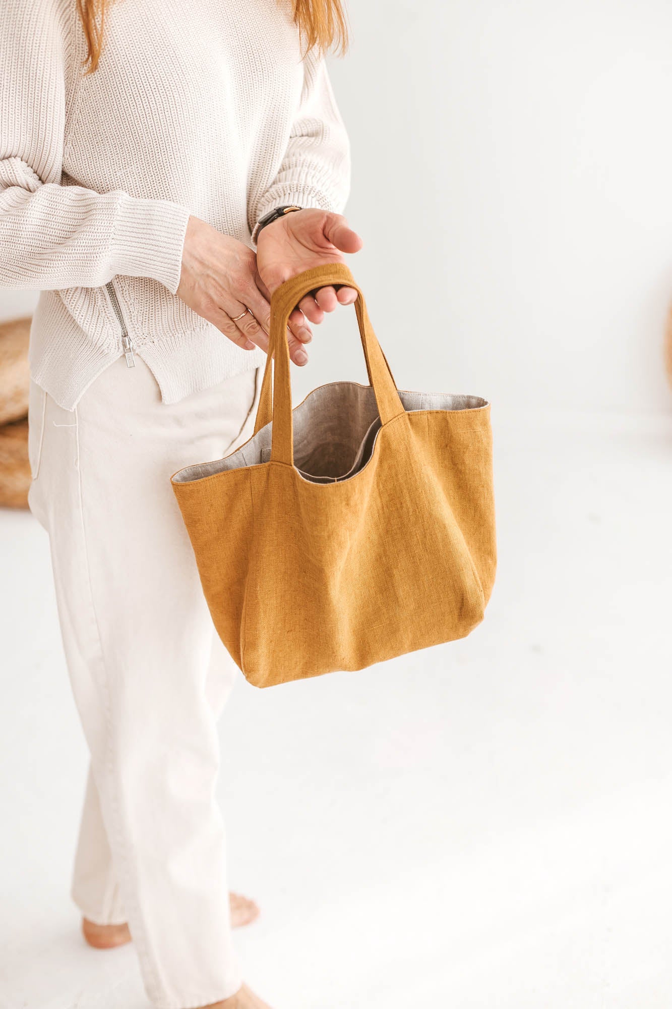 Camel linen handbag