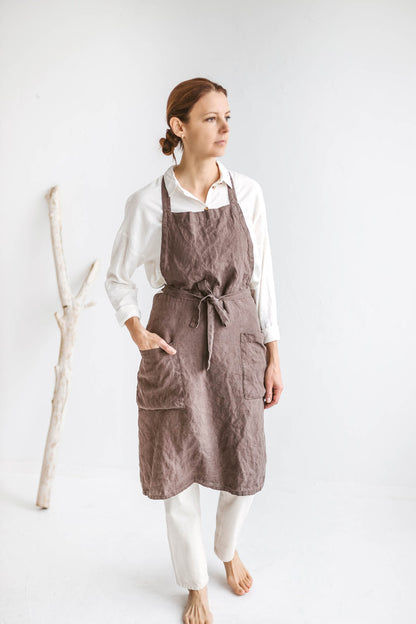 Cocoa linen apron