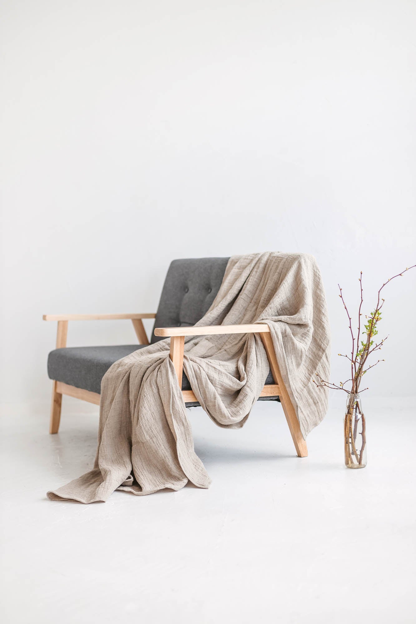 Lightweight waffle linen throw blanket