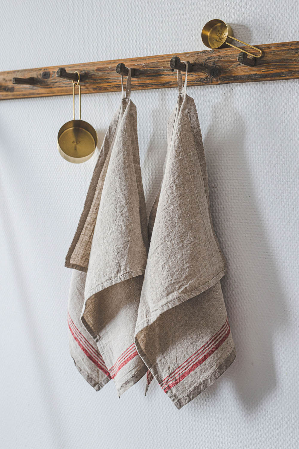 Natural linen tea towels with red stripes - set of 2